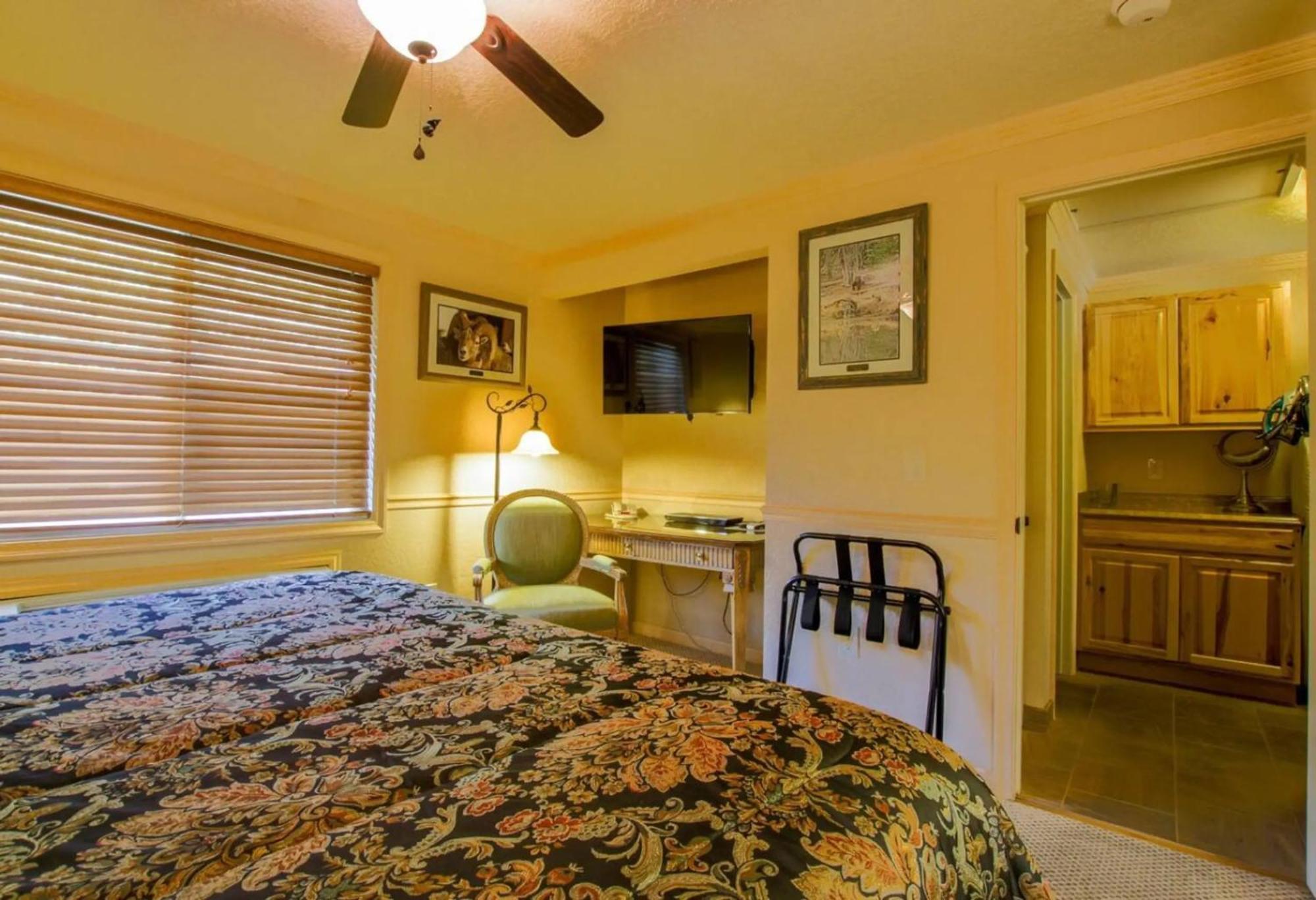גרדינר Yellowstone Gateway Inn מראה חיצוני תמונה