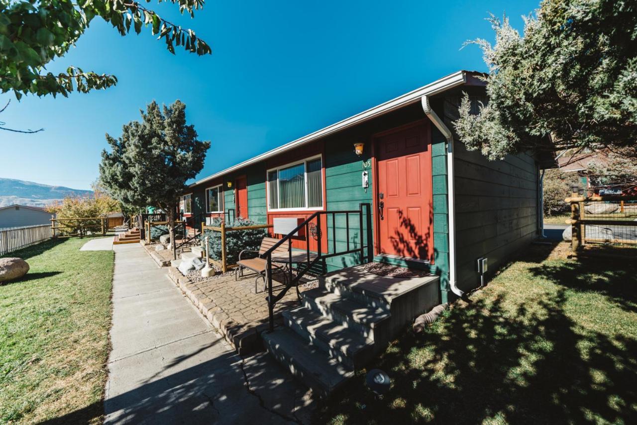 גרדינר Yellowstone Gateway Inn מראה חיצוני תמונה